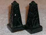 Oil Derrick shakers glazed onyx black